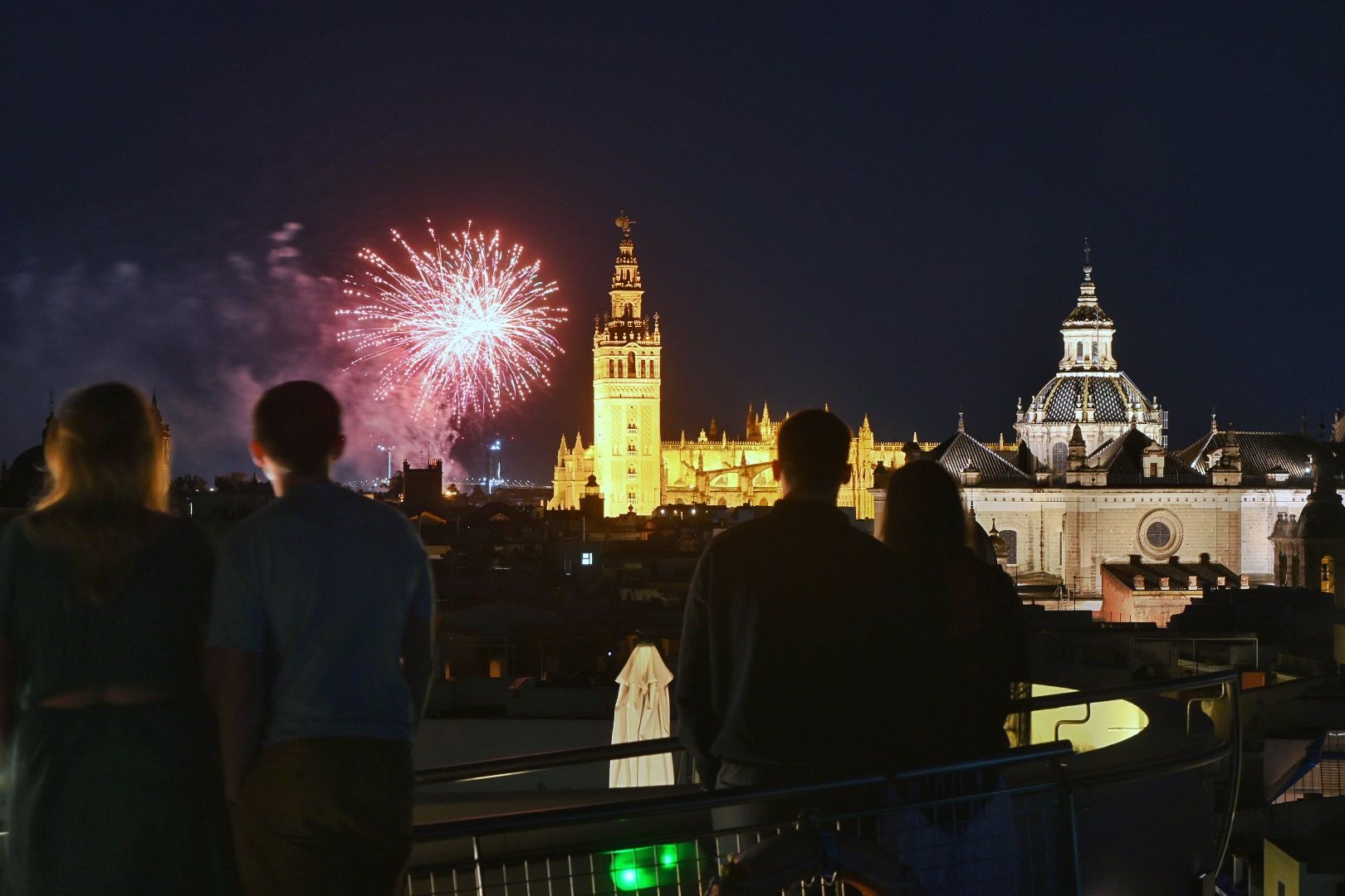 El domingo de Feria de Sevilla: de la última sevillana a los fuegos