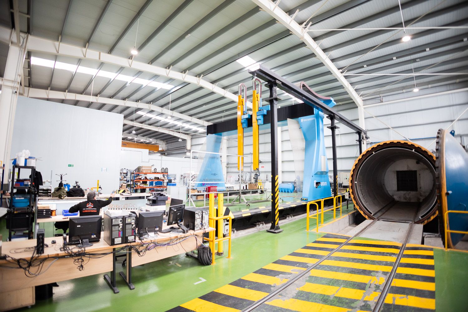 Jerez fabricará 800 piezas para cuatro aviones militares comprados por Tailandia
