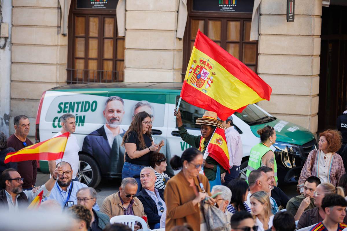 MITIN VOX JEREZ SANTIAGO ABASCAL MANUEL GAVIRA PEPA MILLAN ASUNCION