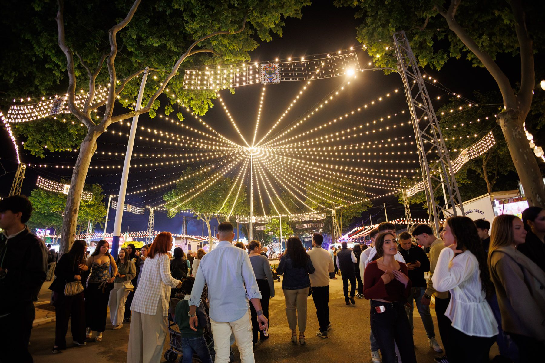 Una niña, positivo en salmonela en la Feria de El Puerto: 16 afectados por intoxicación alimentaria en una caseta