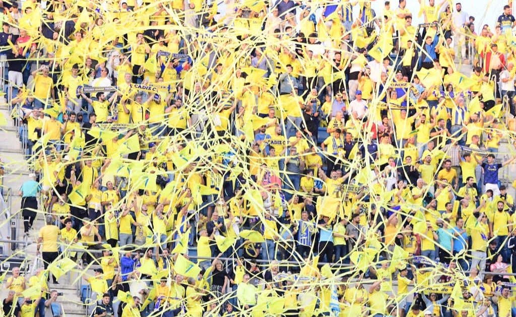 La afición del Cádiz CF, durante un partido. - 