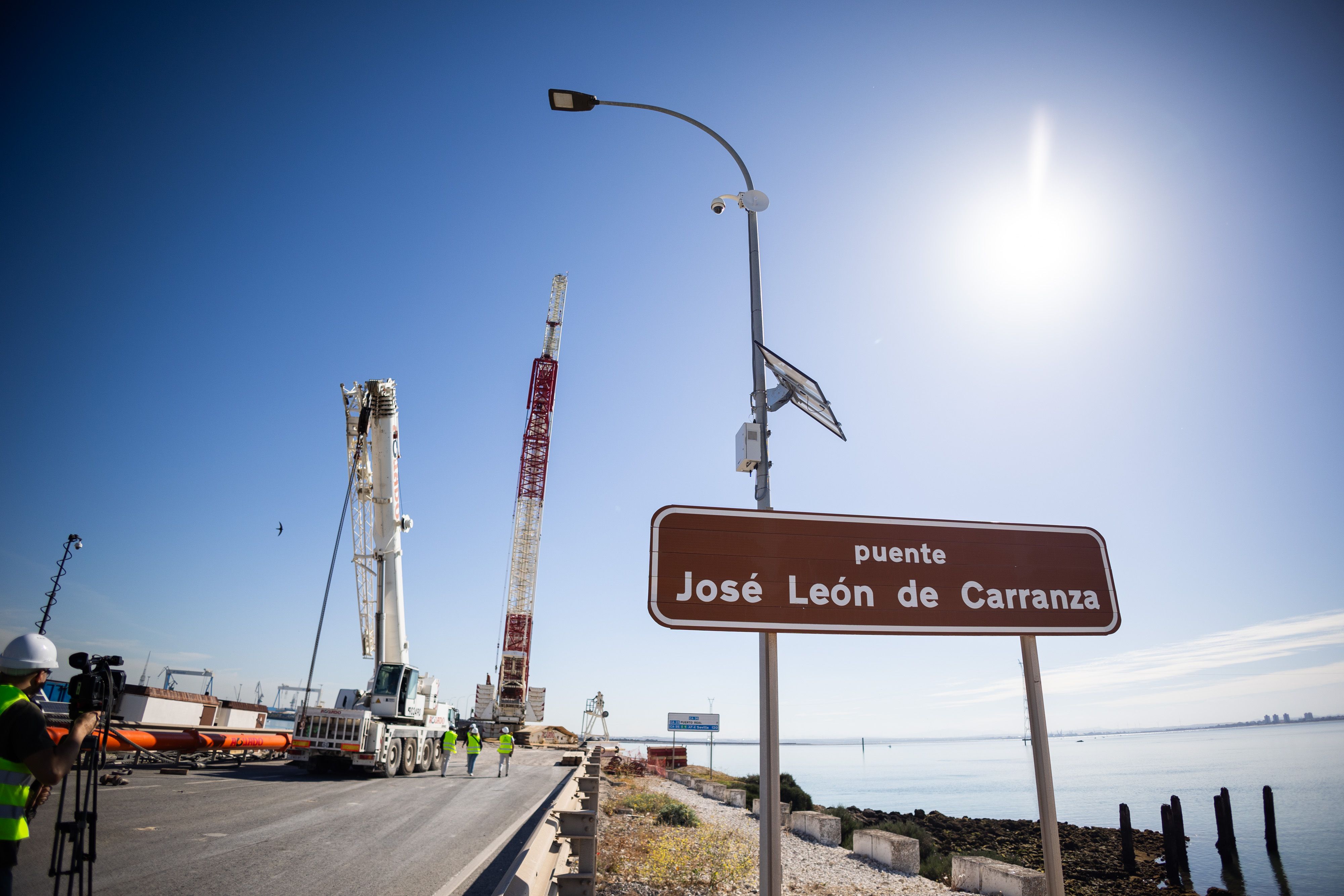 La Ley de Memoria Democrática llega al puente José León de Carranza de Cádiz: Transportes tramita el cambio de nombre
