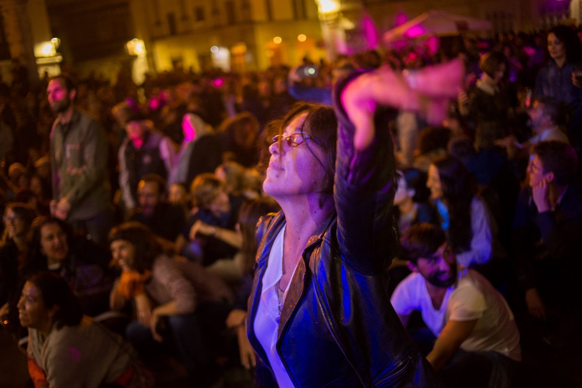 Una chica baila en una de las actuaciones del Xera Festival. - MANU GARCÍA