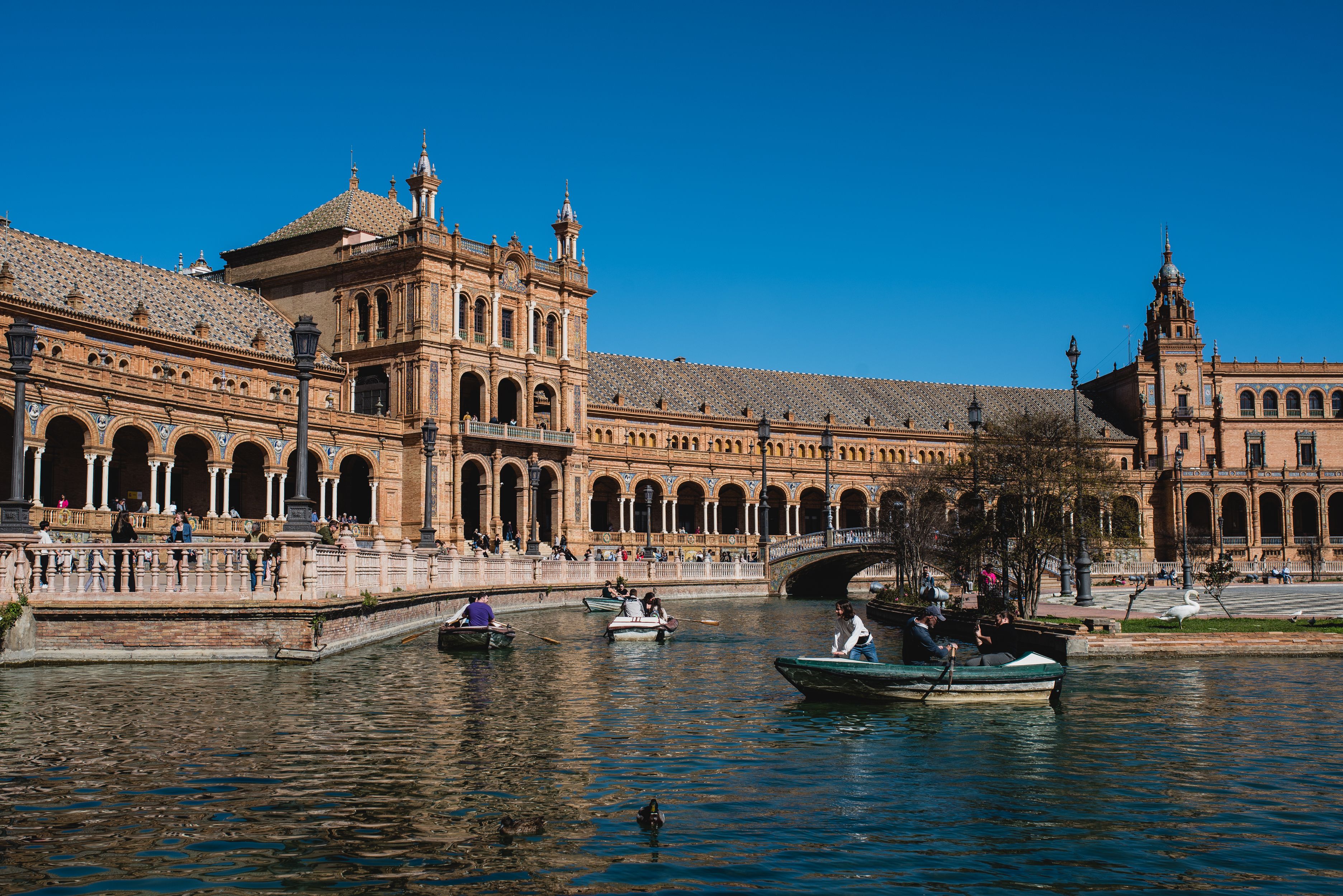 La Plaza de España, construida en Sevilla para la Expo del 29.