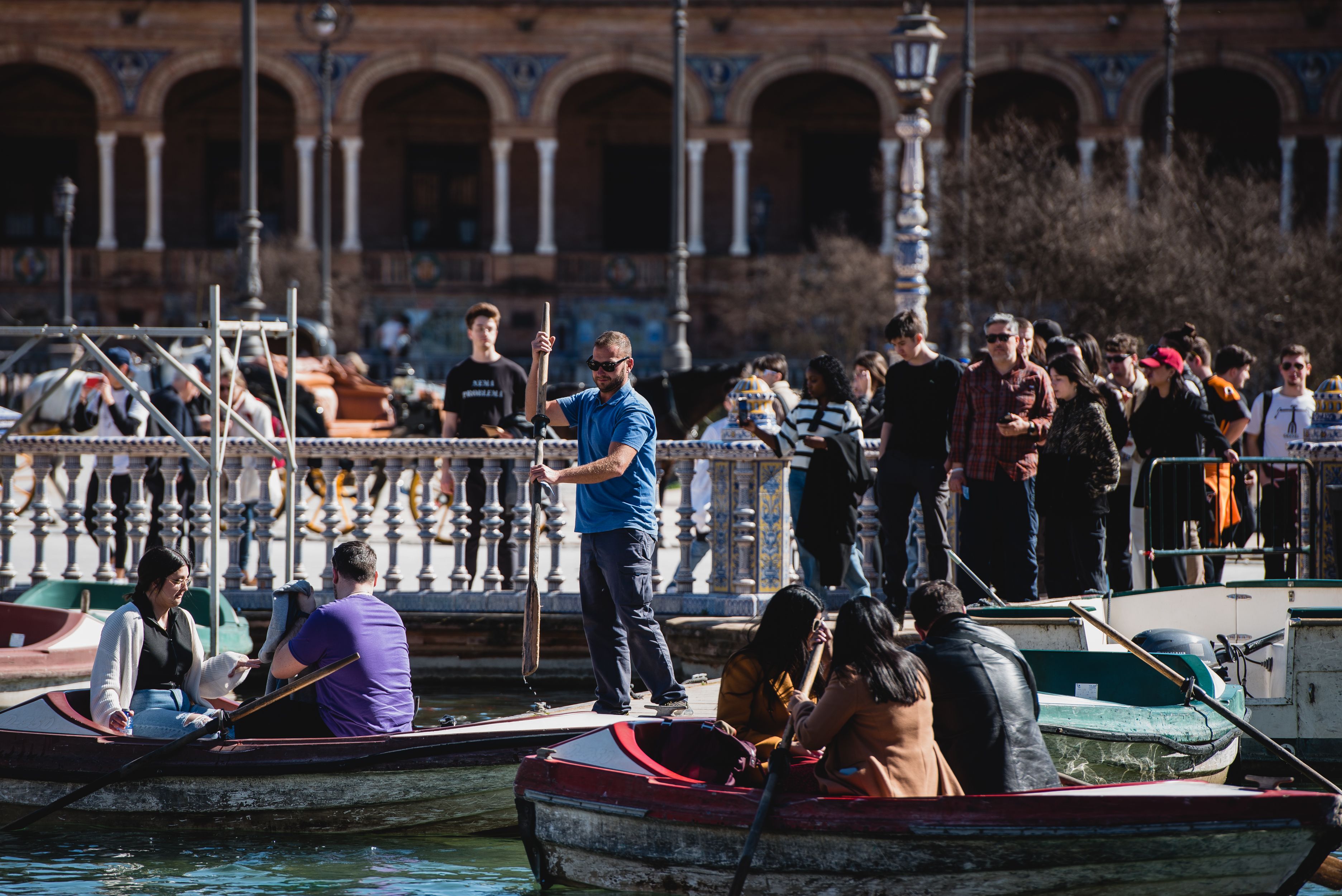 La Plaza de España de Sevilla, sobre la que se planea el cierre y cobro de entradas, en imágenes.