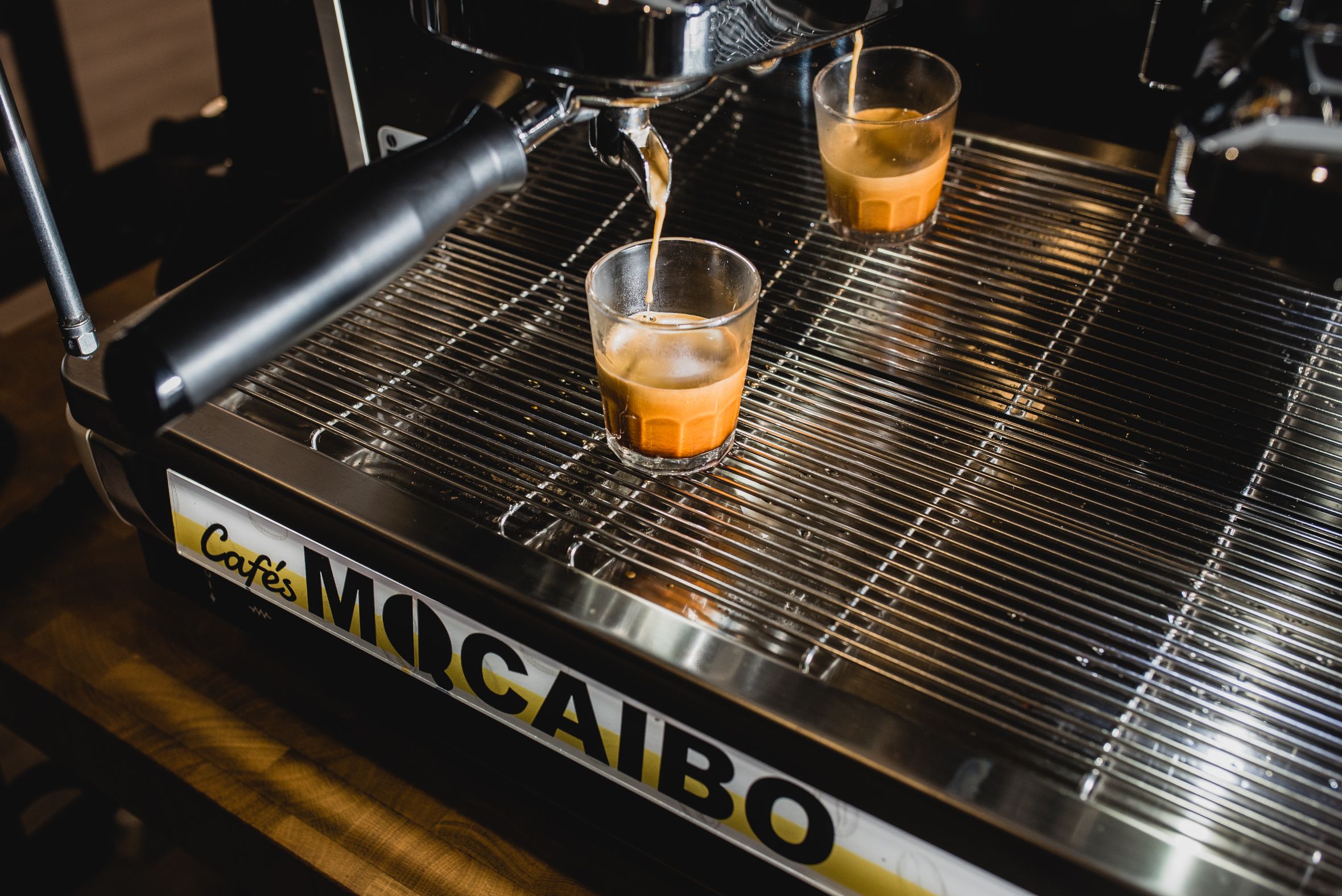 Dejar el 'culo' del café sin beber tiene explicación psicológica: el último sorbo se queda en el vaso