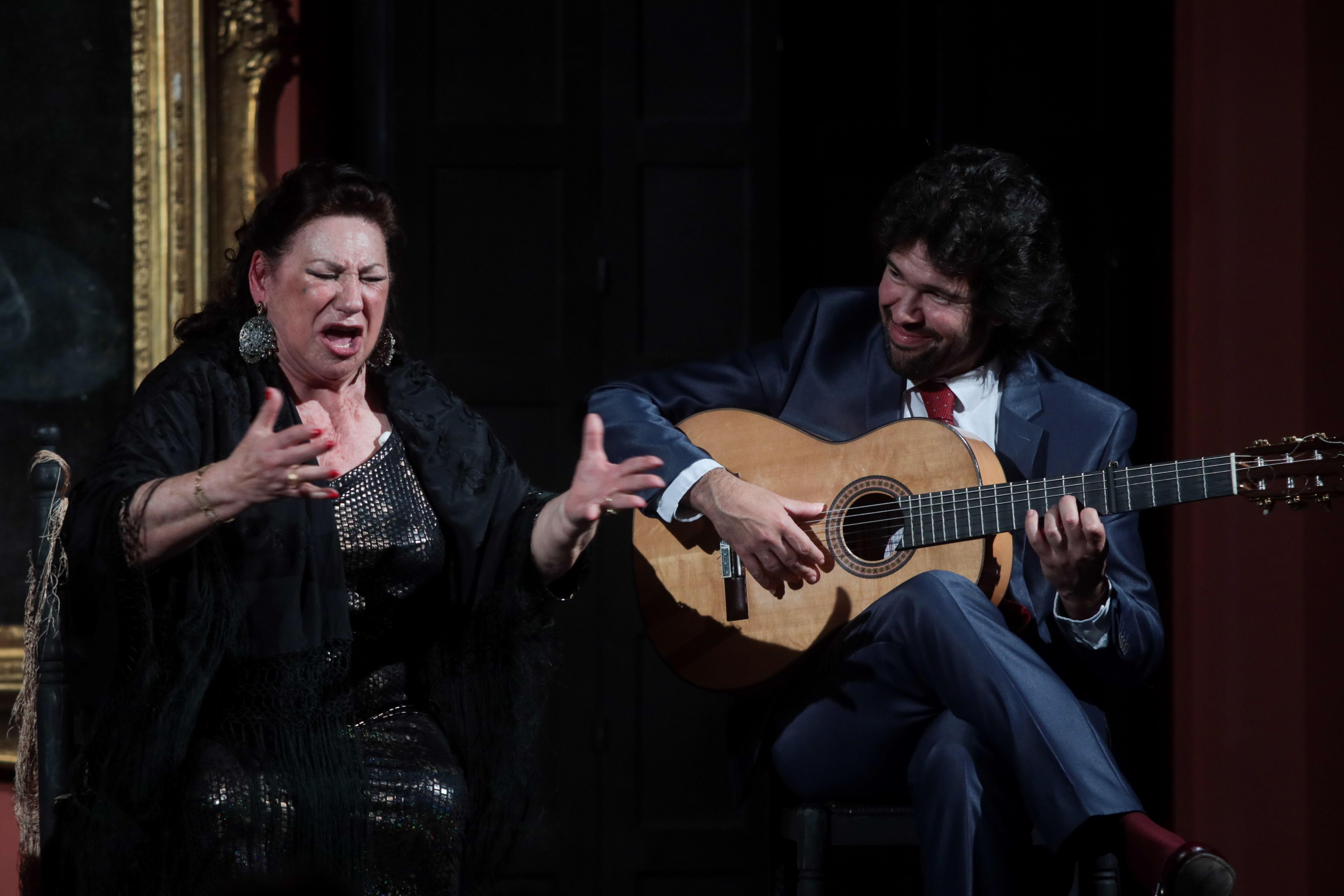 María Vargas, junto a Miguel Salado, en el Palacio de Villavicencio durante el Festival de Jerez en 2020.