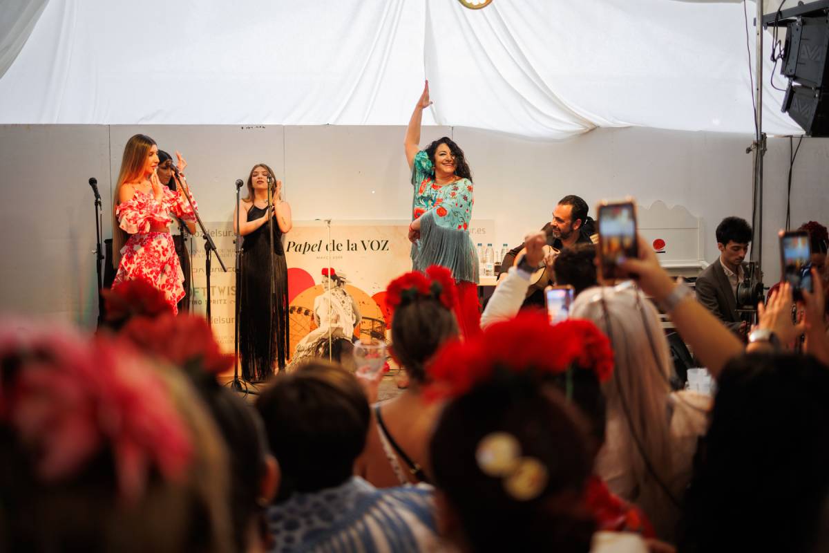 Macarena de Jerez arrasa en la caseta de lavozdelsur.es en la Feria del Caballo