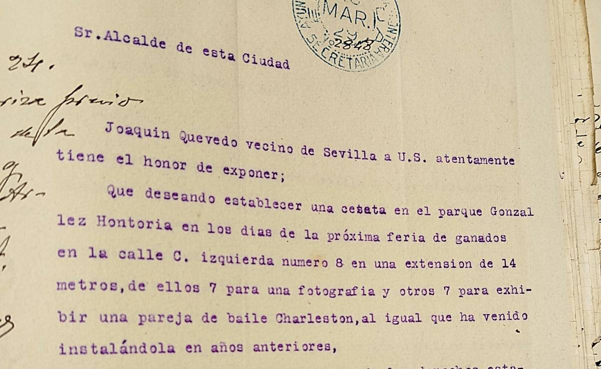 Documento sobre una atracción con pareja de bailarines de Charleston en la Feria de Jerez de 1929 - Documento sobre una atracción con pareja de bailarines de Charleston en la Feria de Jerez de 1929