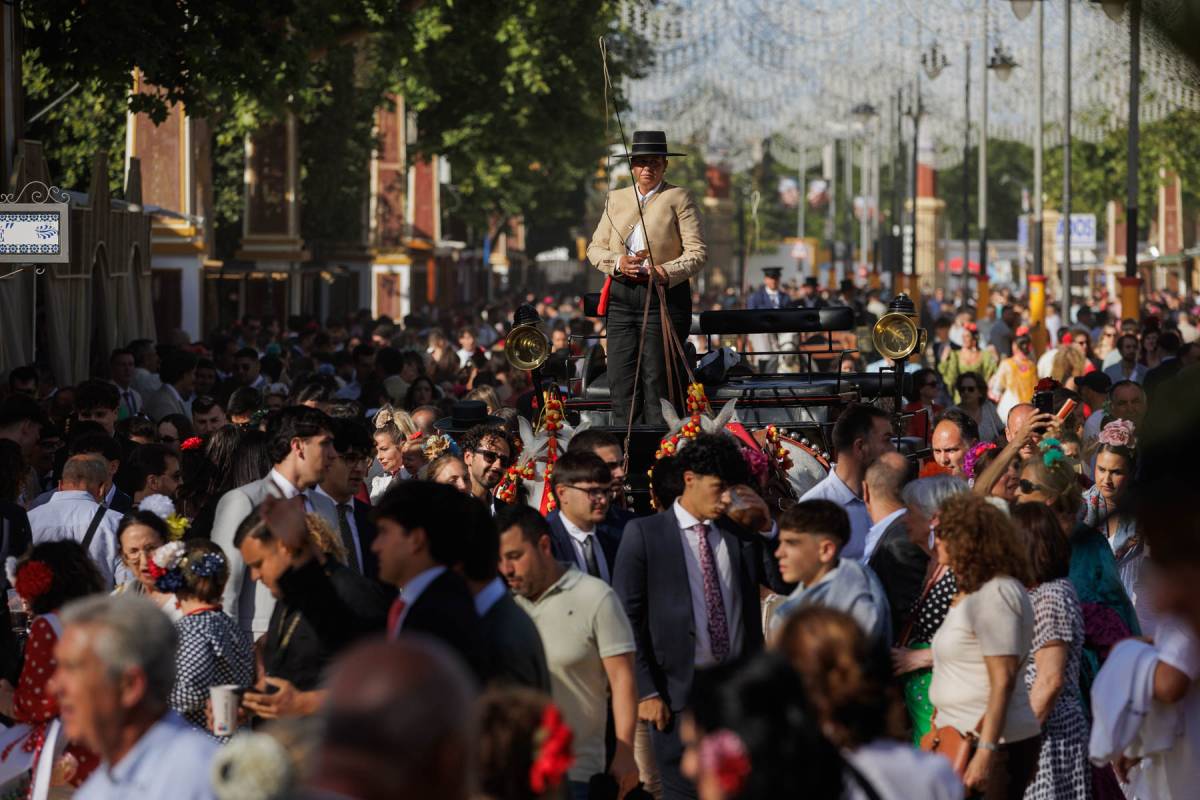 El González Hontoria explota el miércoles de Feria: mujeres, Juanma y muchas ganas de fiesta