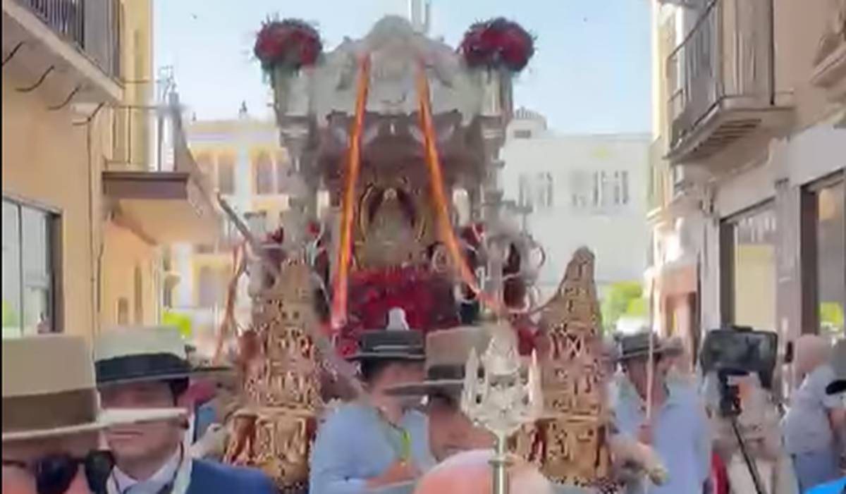 Écija y Osuna dan el primer paso: arranca el camino de Sevilla hacia el Rocío