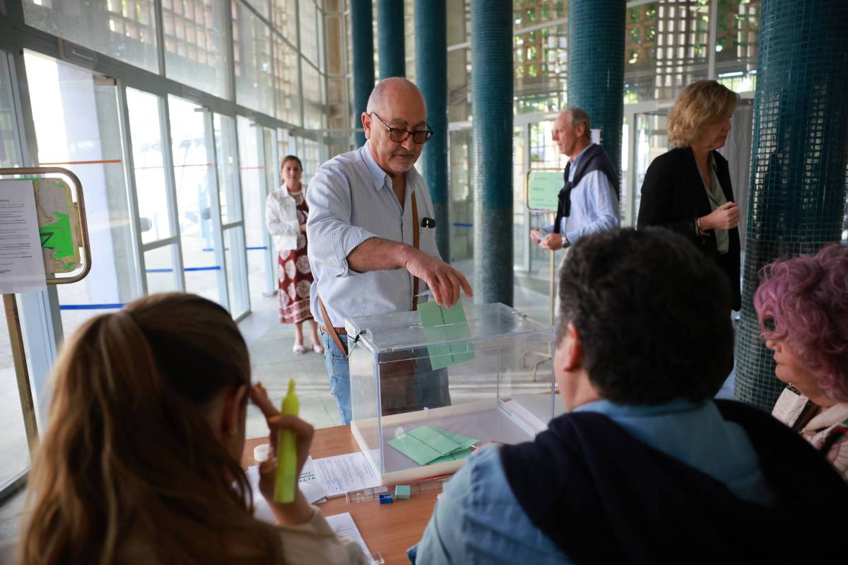 Andalucía vota: abren los colegios electorales y se constituyen el 95,7% de las mesas electorales a las 9 horas