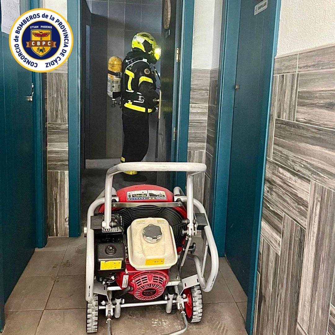 Susto en un restaurante de La Barrosa: incendio por un secador de manos