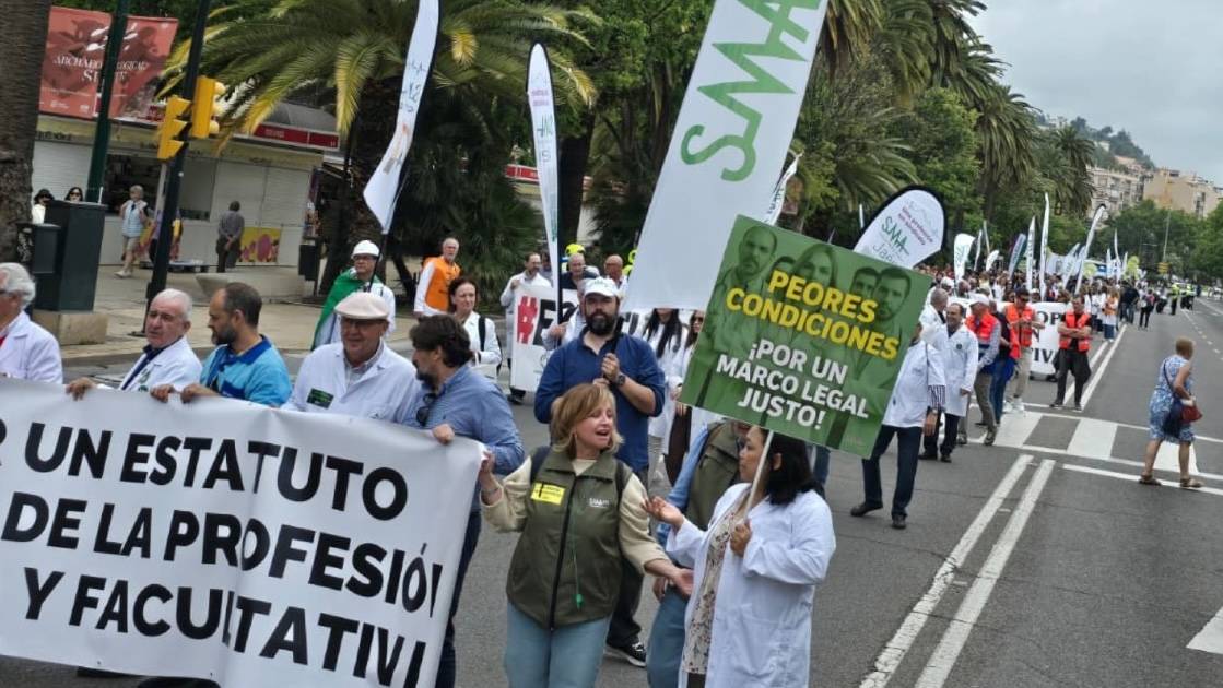 La huelga médica en Andalucía suma su quinta semana: más de un millón de citas canceladas y 150 millones de impacto