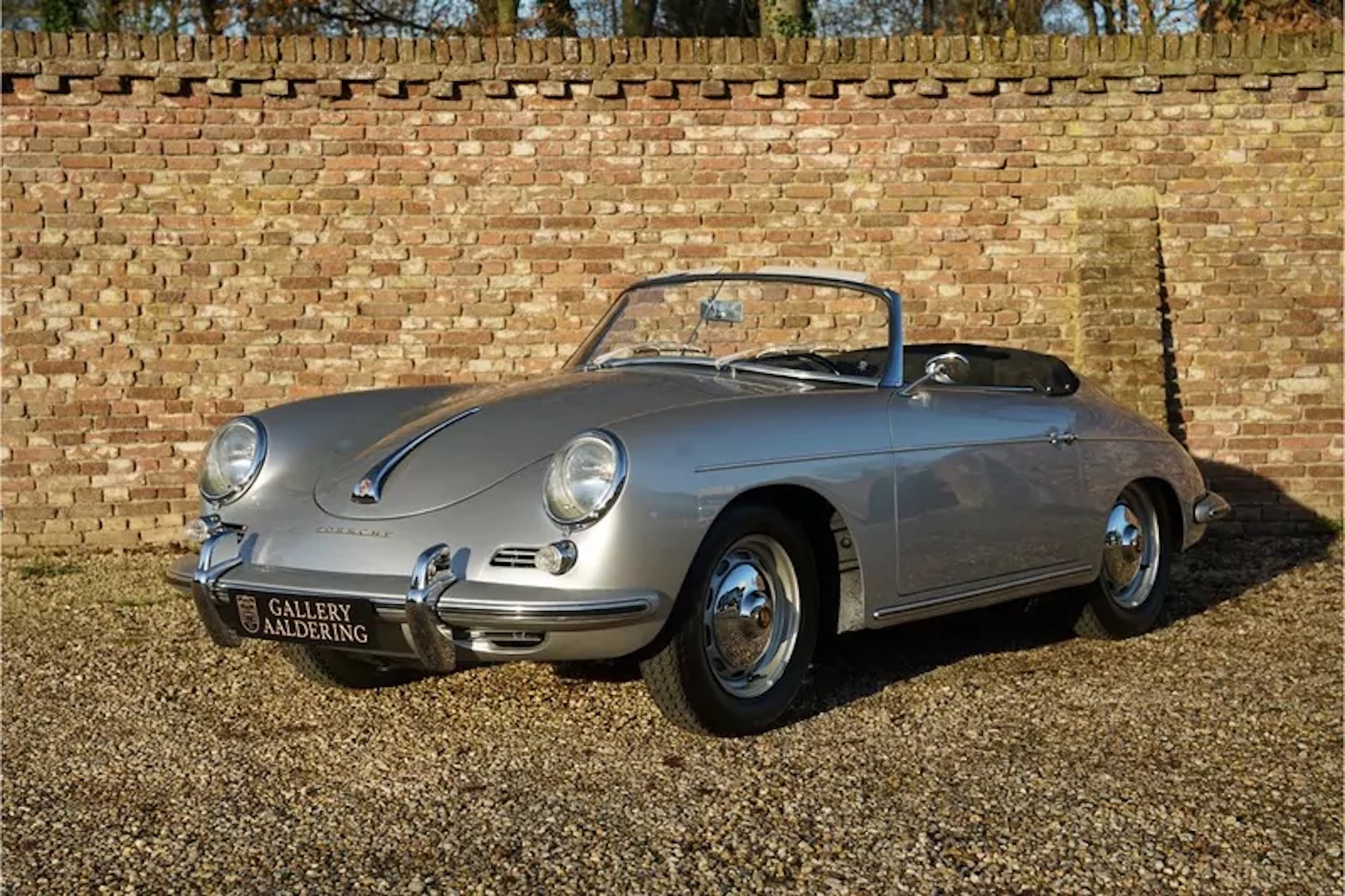 Un Porsche 356b, igual que el que conducía el joven sueco fallecido en Palma.