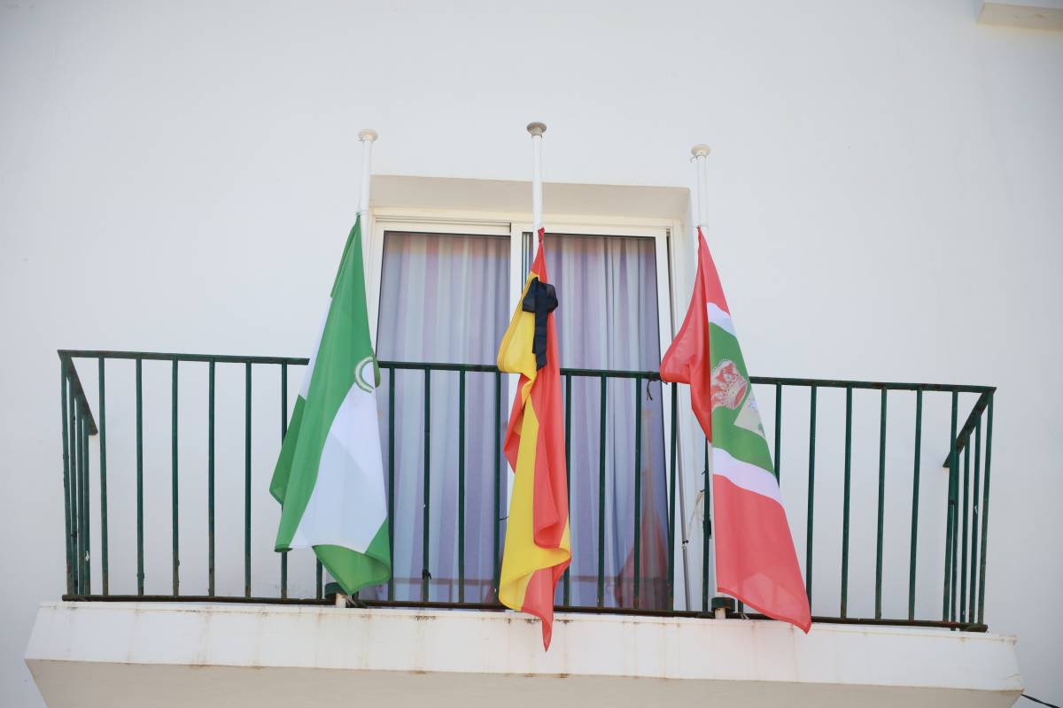cadáveres de dos hermanos con signos de violencia  Estella del Marqués