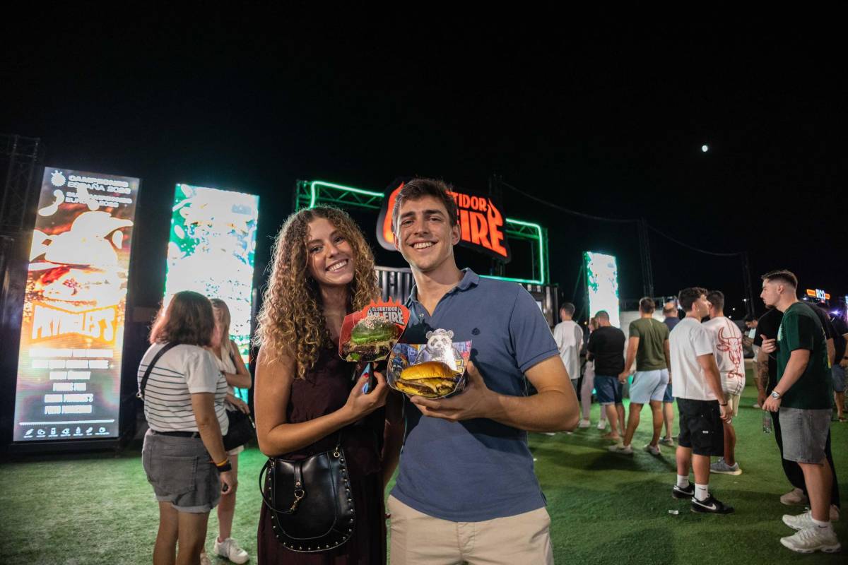 Escenarios, túneles y panes de colores: mucho más que comerse una hamburguesa en la nueva 'The Champions Burger' en San Fernando
