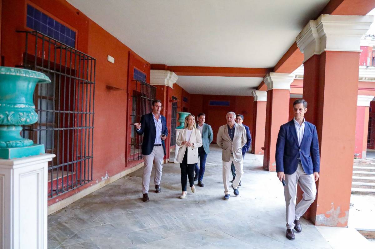 Visita institucional al Hotel Hacienda La Boticaria.