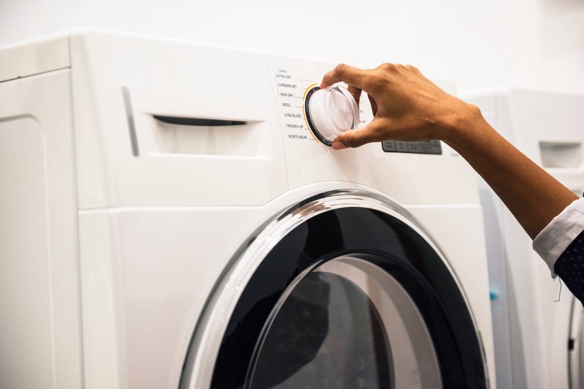 Precio de la luz hoy, jueves 21 de mayo: segundo día de subida, pero con una 'ventana' de ahorro de ocho horas