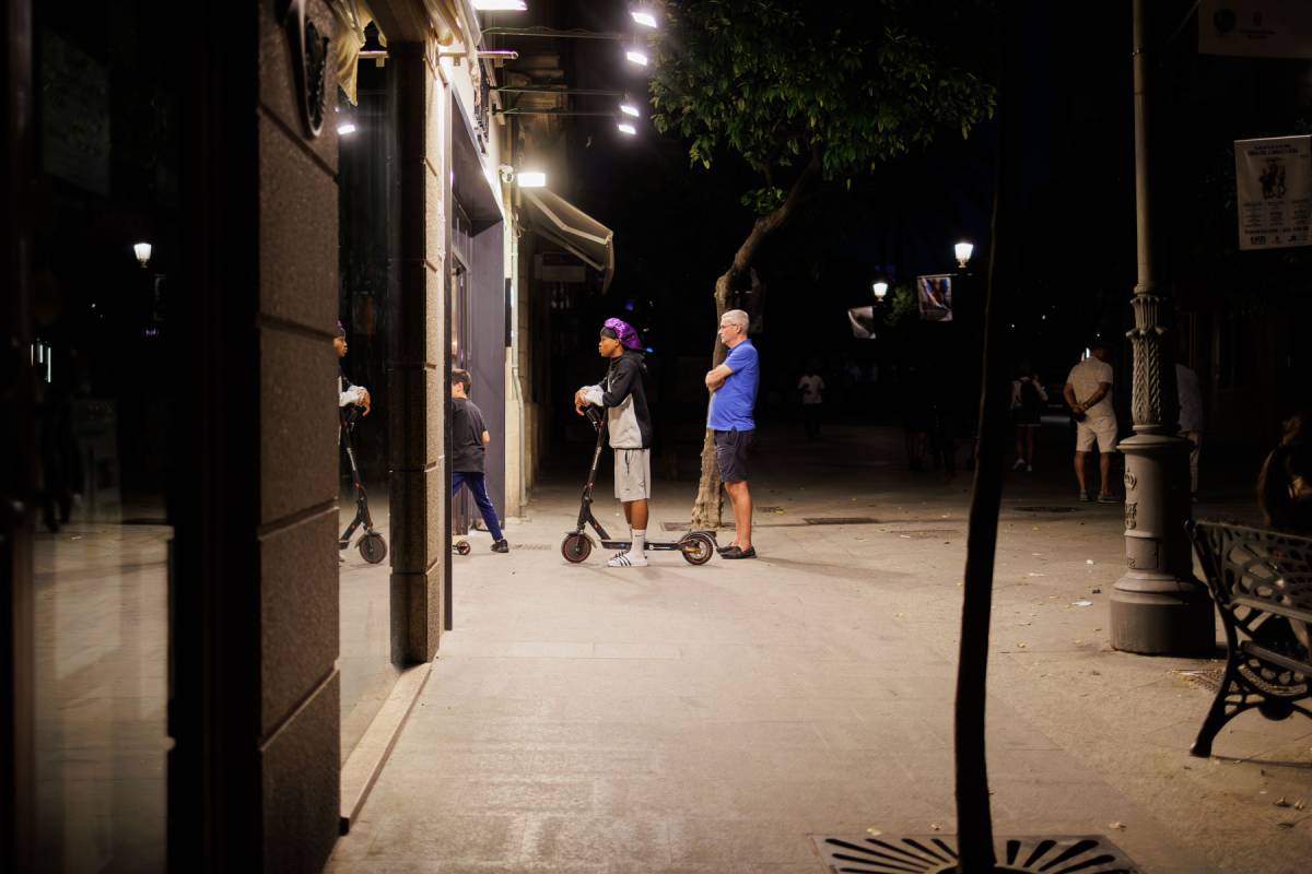 El precio de la luz hoy, jueves 28 de mayo, se desploma al mediodía: estas son las horas más baratas y más caras 