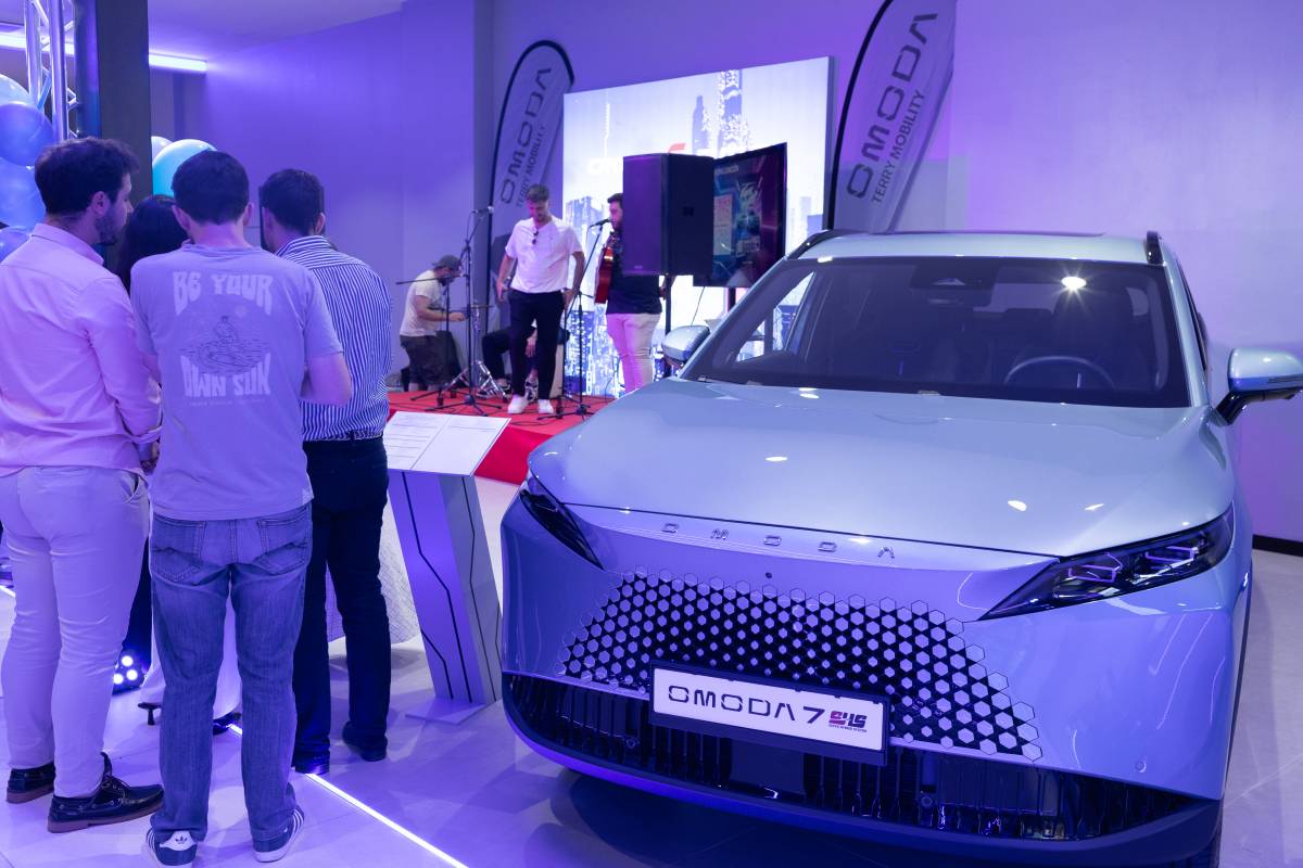 Presentacion Jaeco 8 y omoda 7 Sevilla 