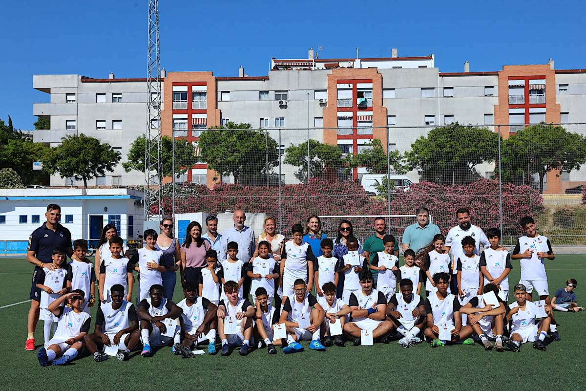 El Real Madrid desembarca en la barriada de Picadueñas de Jerez con becas inclusivas y solidarias