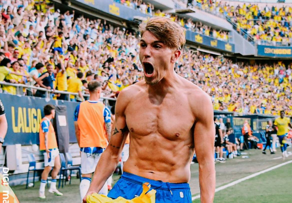 El Cádiz CF logra la permanencia matemática tras dar la cara en el partido clave