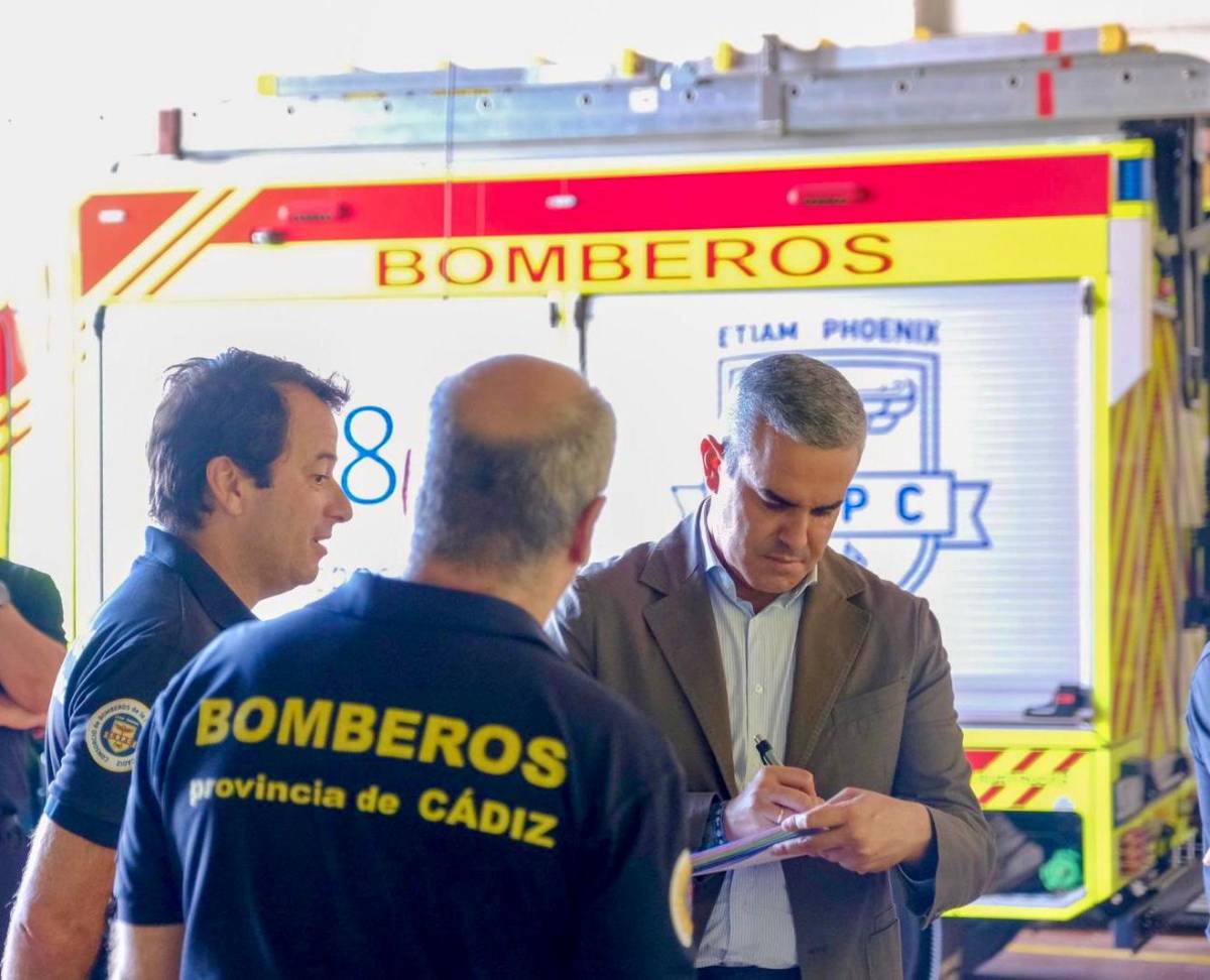 Sanlúcar y Puerto Real, más cerca de tener sus nuevos parques de bomberos, dos obras 