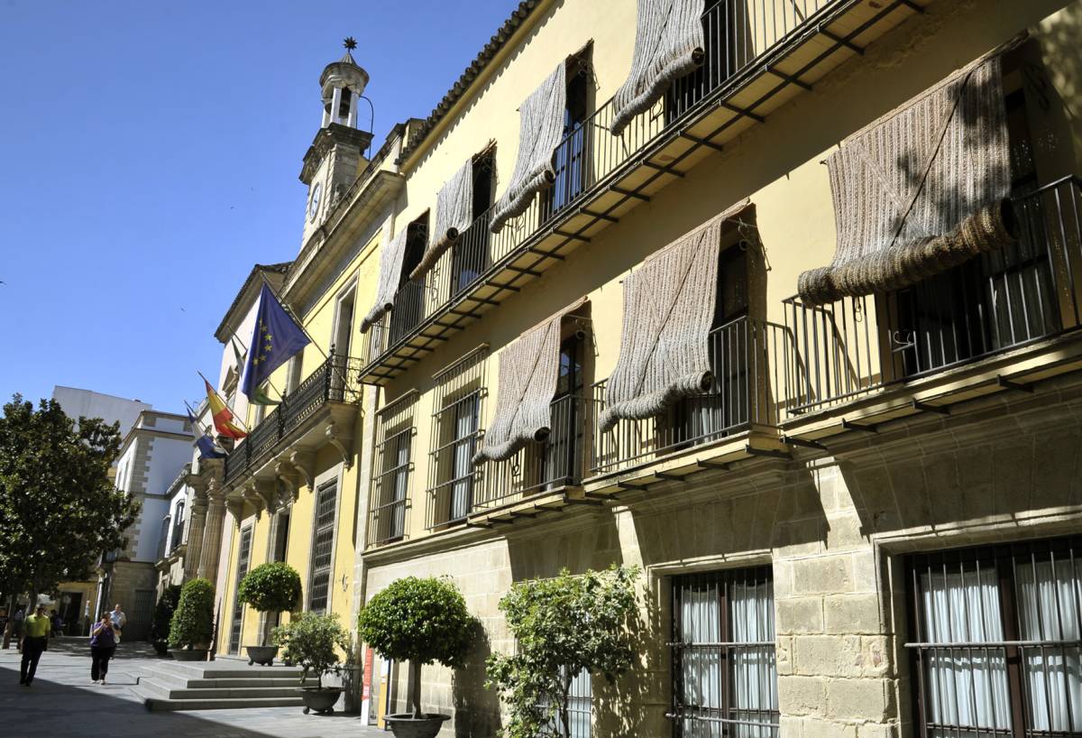 El Ayuntamiento de Jerez recurre la anulación de las 24 plazas de las OPE de 2021 y 2022 y explica los motivos del retraso