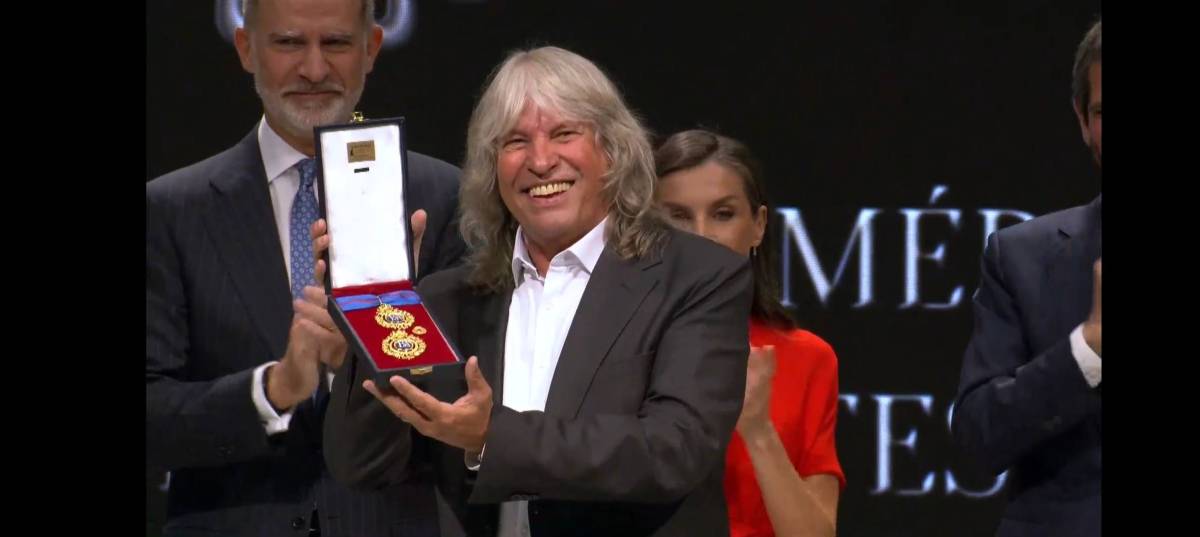 José Mercé recibe de los Reyes la Medalla de Oro al Mérito en las Bellas Artes