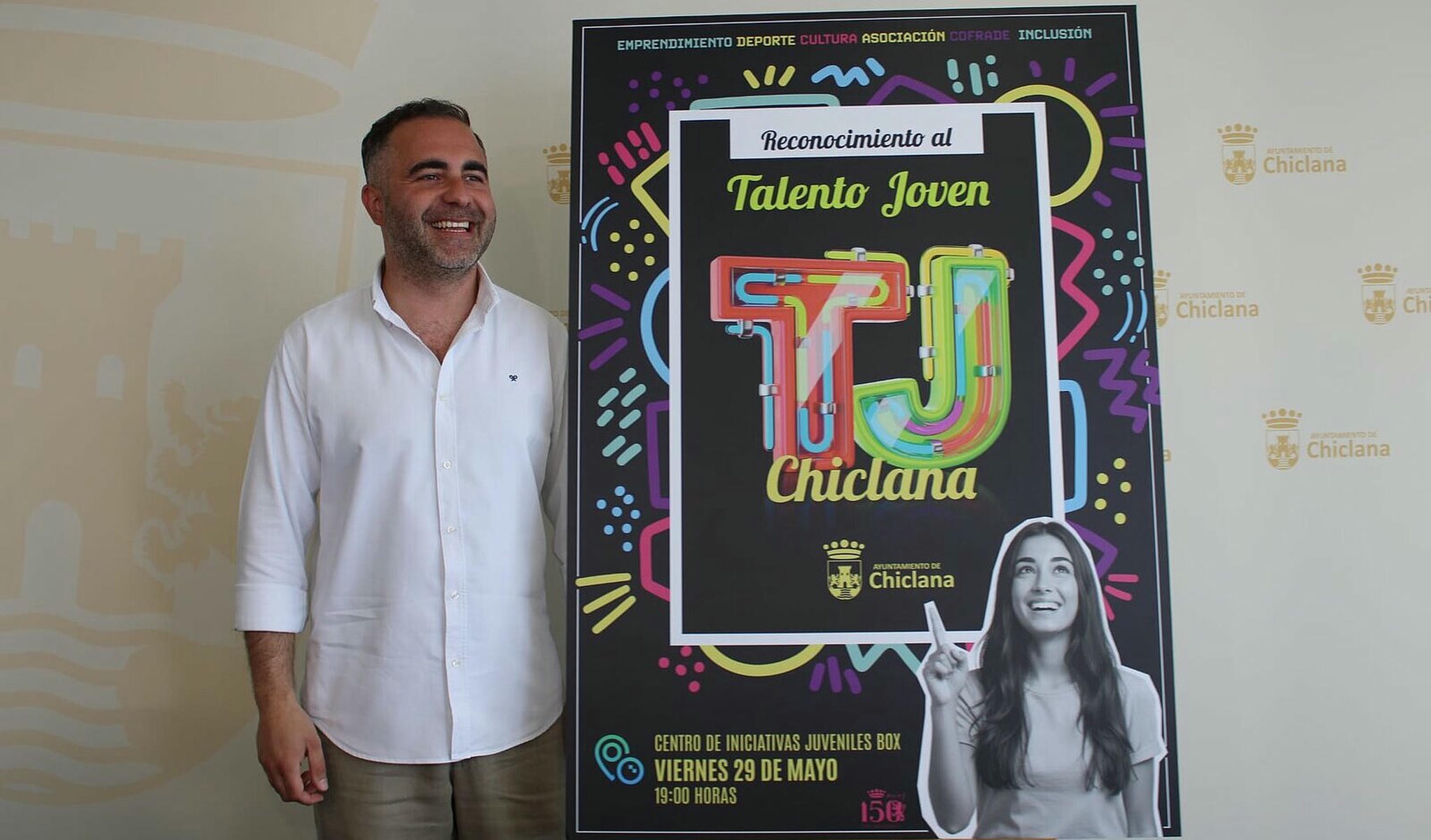 Fran Díaz, delegado de Juventud en Chiclana, durante la presentación de la Gala Talento Joven - Fran Díaz, delegado de Juventud en Chiclana, durante la presentación de la Gala Talento Joven