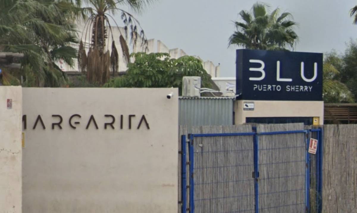 Los chiringuitos de Puerto Sherry tendrán que cerrar poco después del inicio del verano