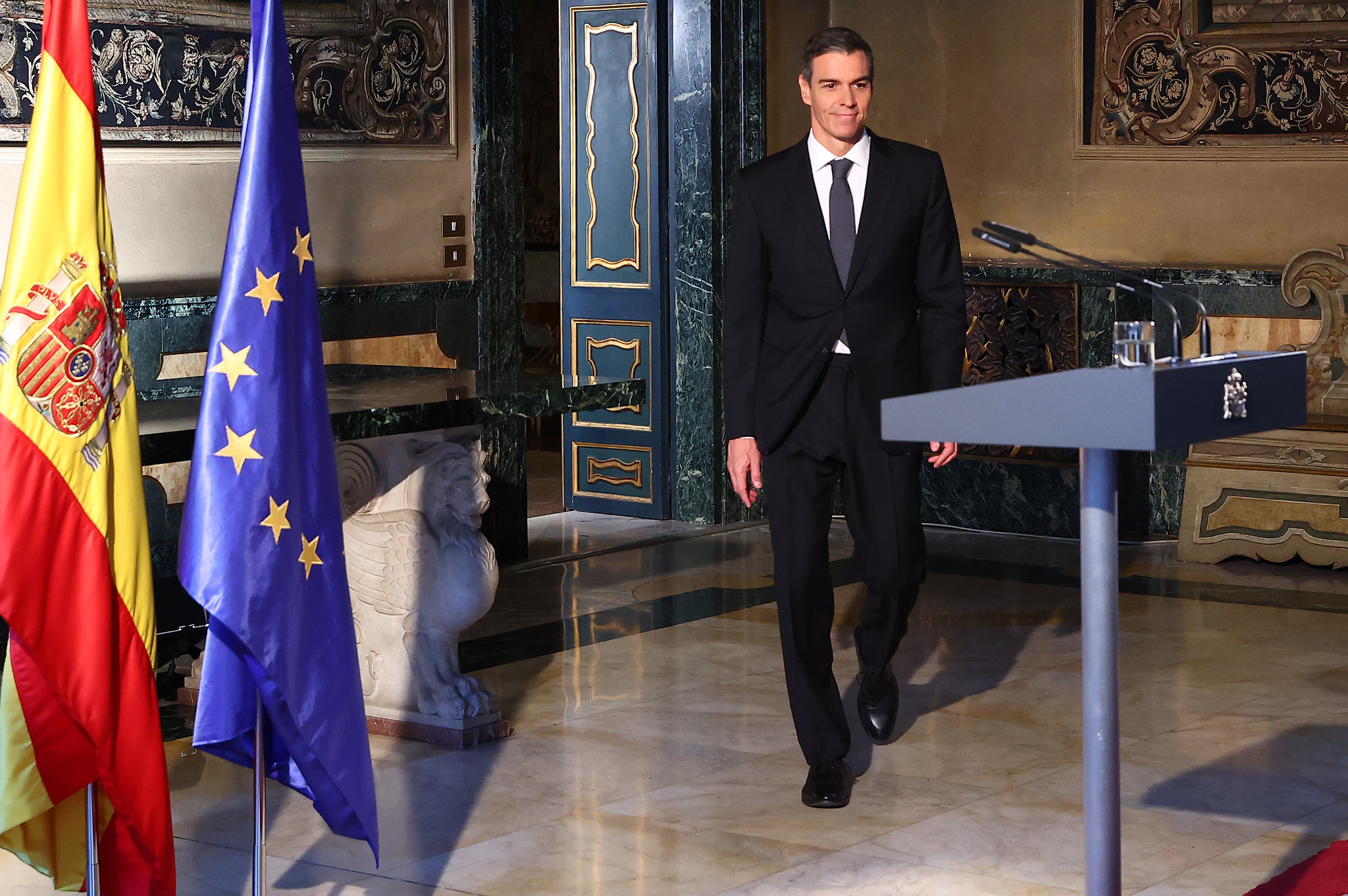El PSOE sigue inmune al cerco judicial y a los malos resultados autonómicos, según la nueva oleada del CIS