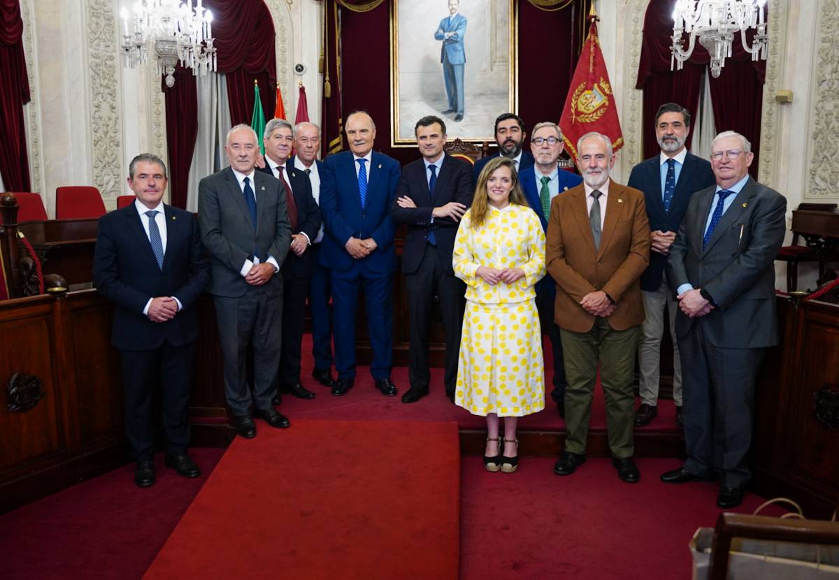 Los consejos cofrades andaluces abordan la fiscalidad en las hermandades en una reunión en Cádiz 