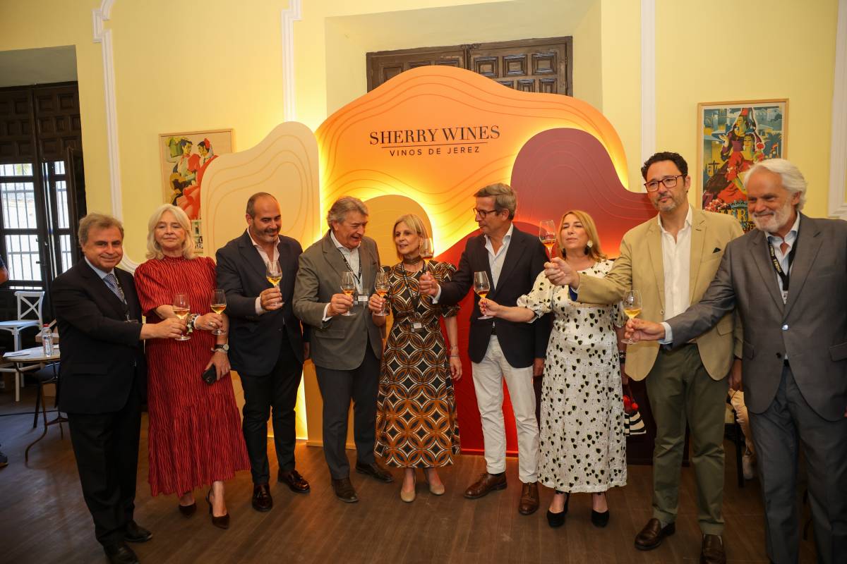 El Vinoble más internacional ya está en marcha: visitantes de Canadá, India o Kazajistán llegan a Jerez