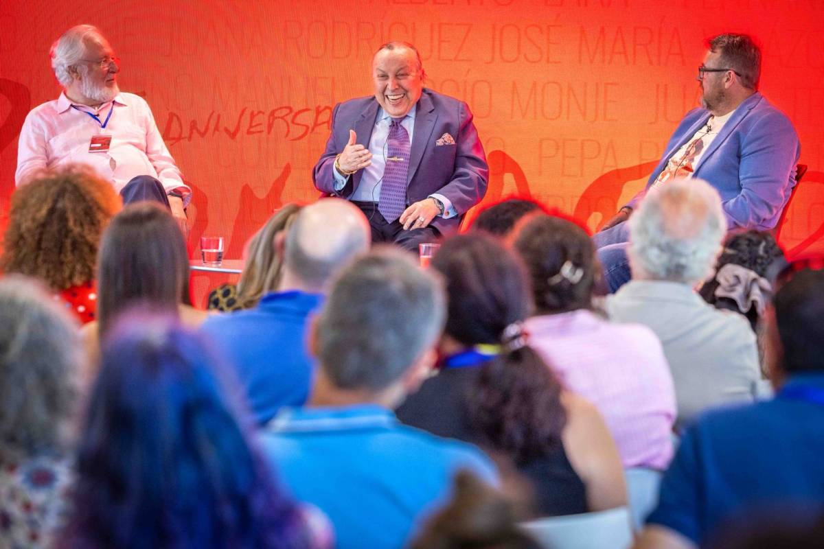 Paco Cepero, en un momento del congreso Camarón. - Paco Cepero, en un momento del congreso Camarón.