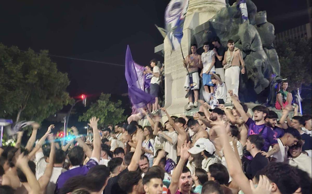 Noche histórica en Jaén: así ha sido la celebración del ascenso a Primera RFEF