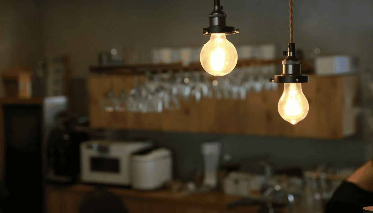 La luz y el gas suben desde hoy: así afectará el regreso del IVA al 21% a tu factura