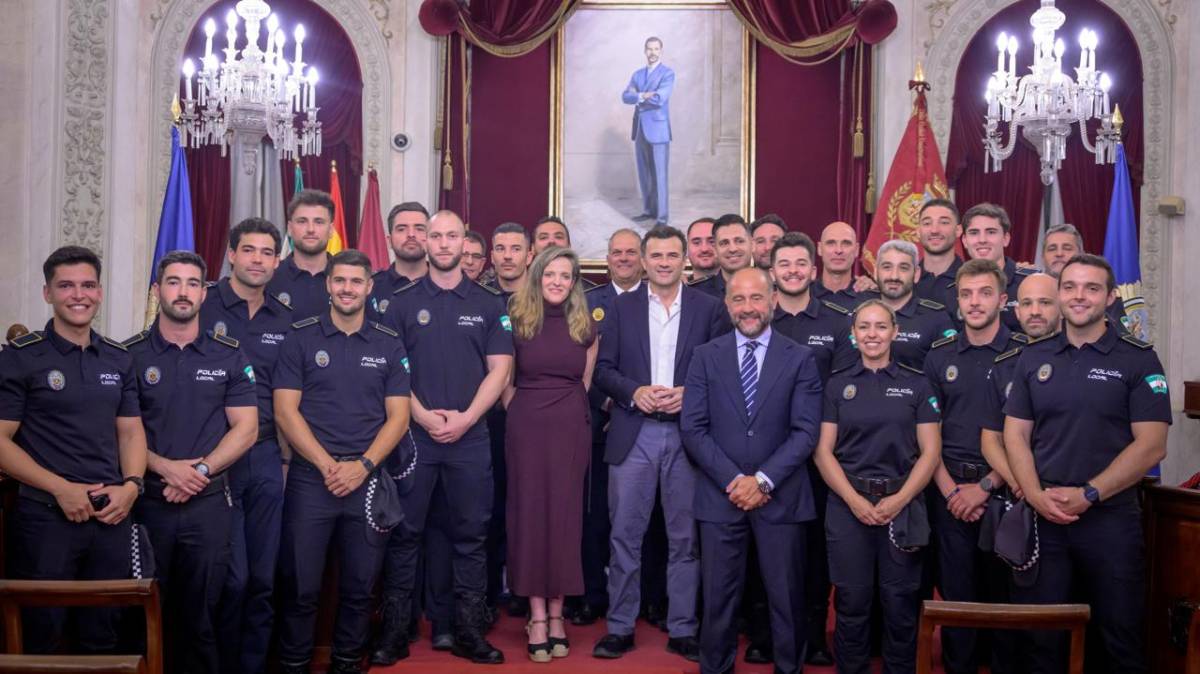 Cádiz suma 20 nuevos policías locales: 