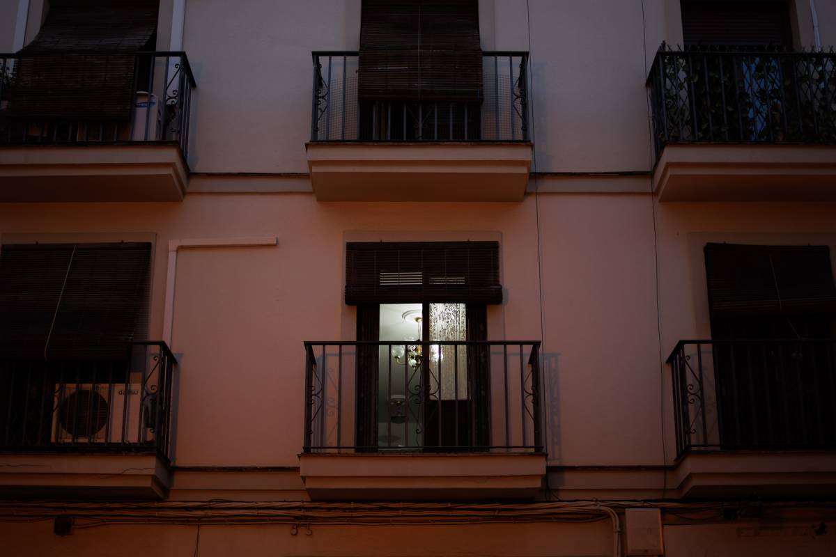 Precio de la luz hoy 3 de junio: gratis ocho horas seguidas y a 135 euros/MWh por la noche