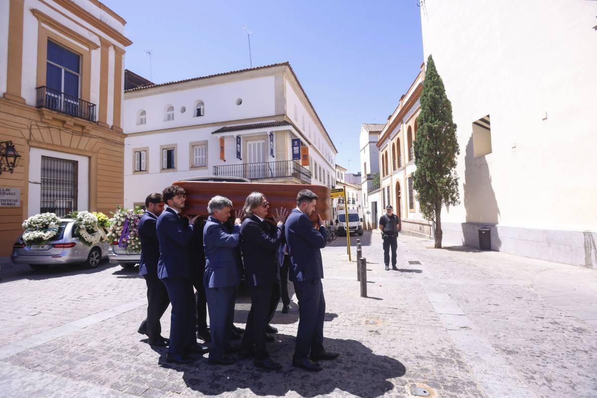 Tristeza en el funeral del consejero Villamandos, 