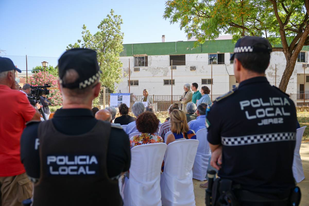 Ya se conoce todo sobre el futuro de la antigua sede de Policía Local del Almendral en Jerez: colectivos y las delegaciones de La Moncloíta