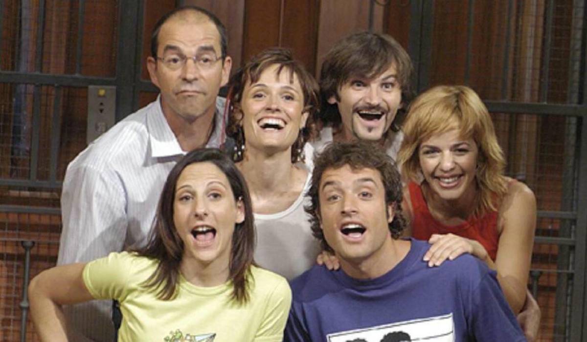 De la ficción a la realidad: Málaga rebautiza su centro histórico rindiendo homenaje a una mítica serie de los 2000