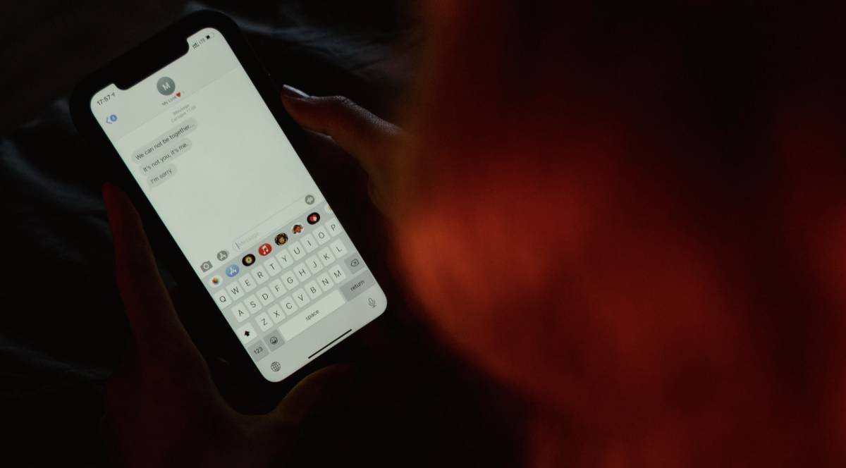 ¿Debería preocuparte el espionaje visual? Según los datos en 2026, todo apunta a que sí
