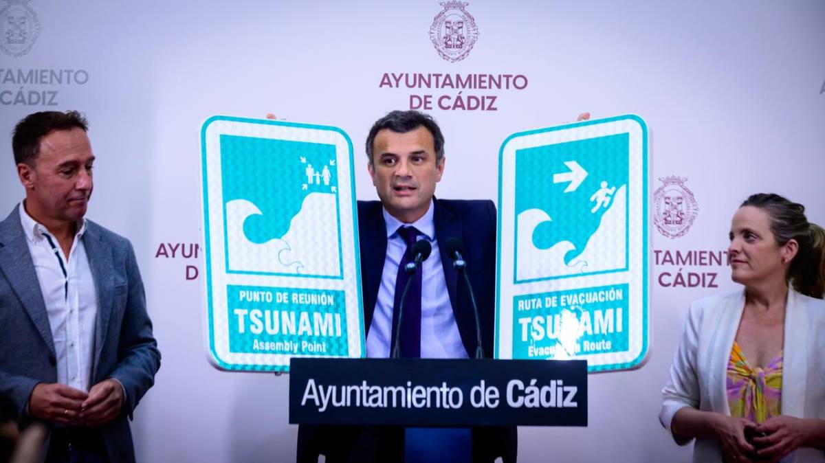 La alerta tsunami toma las calles de Cádiz: arranca la instalación de señales y sirenas