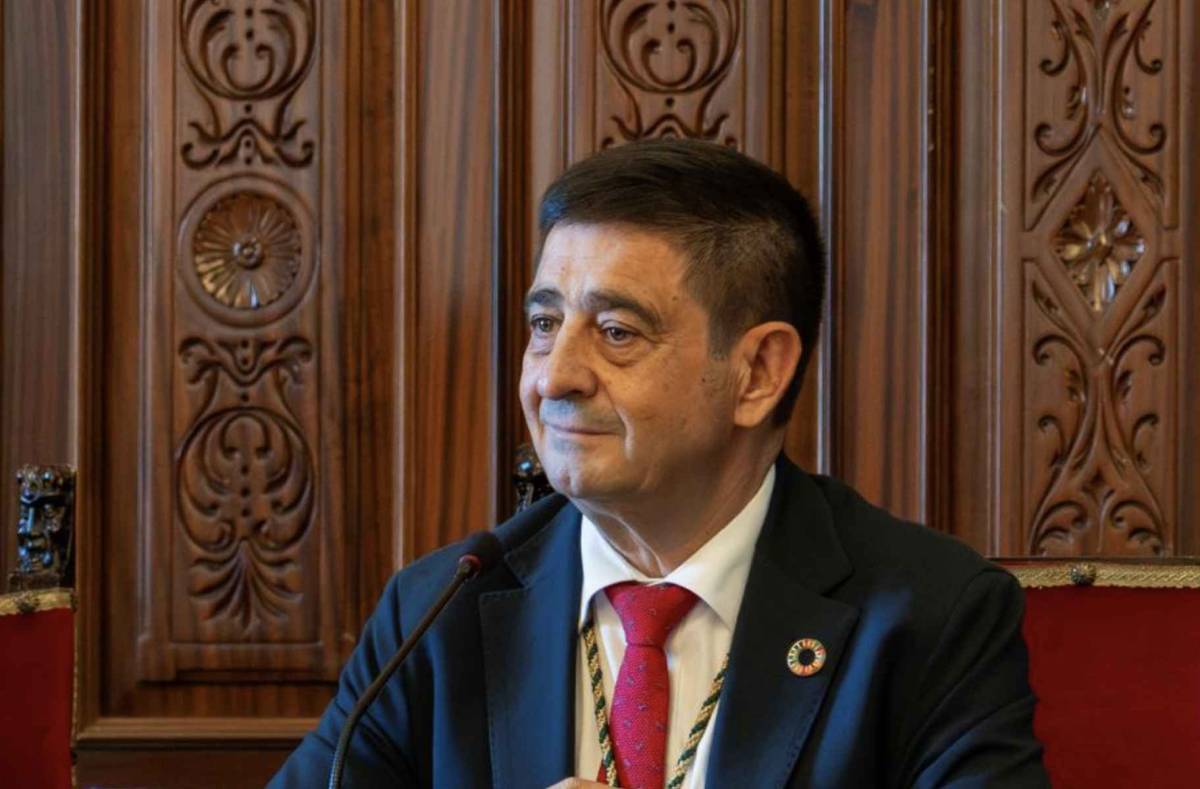 Fin de una era en Jaén: Paco Reyes se despide de la Diputación tras 15 años