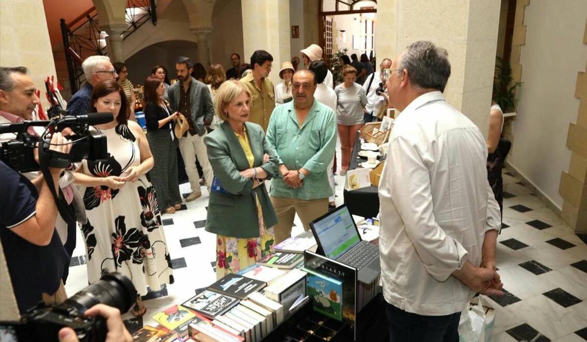 Jerez inaugura `Jerez Victoriano`, un festival literario pionero en España dedicado a la cultura victoriana - Jerez inaugura `Jerez Victoriano`, un festival literario pionero en España dedicado a la cultura victoriana
