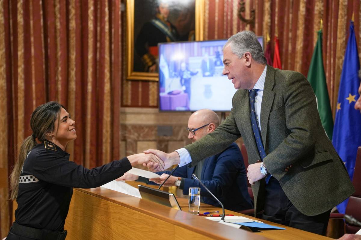 Sevilla reforzará la Policía Local con 370 plazas, 150 recién anunciadas