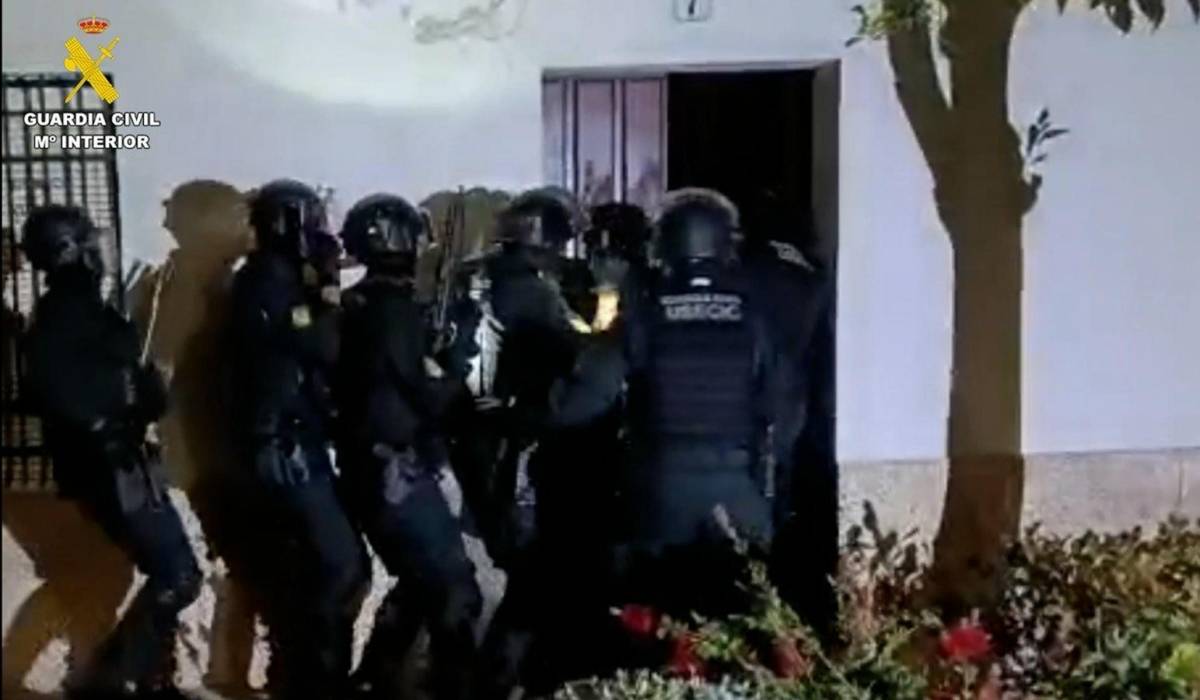27 detenidos y otros cinco investigados: desarticulada una gran red de narcotráfico en la Sierra Norte de Sevilla