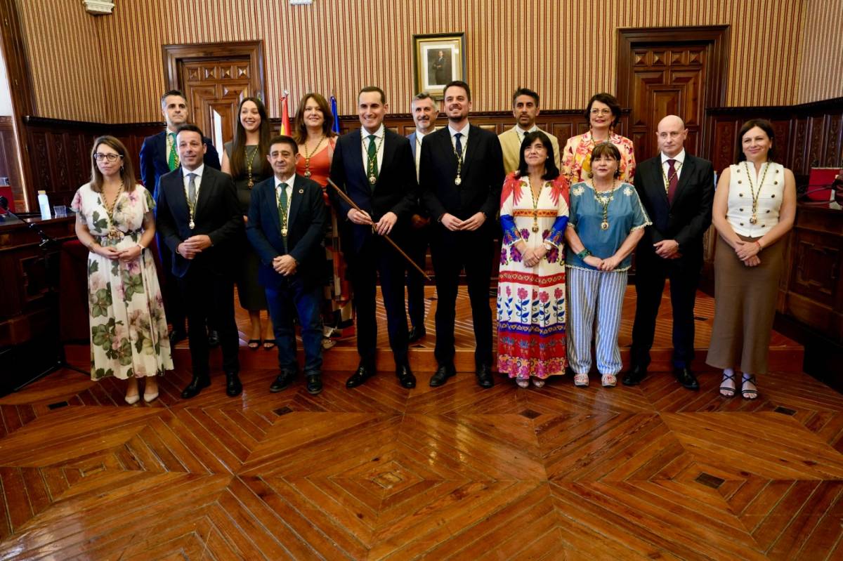 Juan Latorre, nuevo presidente de la Diputación de Jaén, en su investidura. - Juan Latorre, nuevo presidente de la Diputación de Jaén, en su investidura.